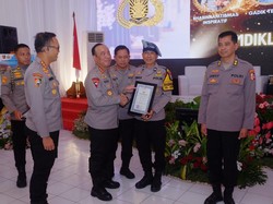 Aipda Rahmad Dinobatkan Bhabinkamtibmas Inspiratif di Forum Internasional Aipda Rahmad Dinobatkan Bhabinkamtibmas Inspiratif di Forum Internasional