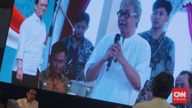 Butet ke Sultan HB X: Kita Panen Keracunan MBG dan Menjadi Hal Biasa Seniman Butet Kertaredjasa mengkritik program Makan Bergizi Gratis (MBG) terkait keracunan massal siswa. Dia menyerukan pentingnya etika dan kualitas pangan.