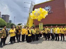 Golkar Jatim Resmikan Rumah Aspirasi, ini Fungsinya Golkar Jatim Resmikan Rumah Aspirasi, ini Fungsinya