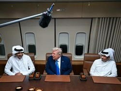Trump Bertemu Emir Qatar, Puji Peran Penting dalam Gencatan Senjata di Gaza Trump Bertemu Emir Qatar, Puji Peran Penting dalam Gencatan Senjata di Gaza