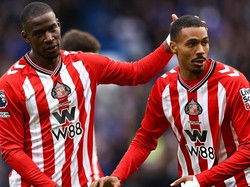 Sensasi Sunderland, Kalahkan Juara Dunia dan Tembus Posisi Kedua Sensasi Sunderland, Kalahkan Juara Dunia dan Tembus Posisi Kedua