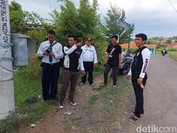 Cahaya PJU Bawa Harapan Baru di Jalan Cirebon yang Dulu Gelap Gulita Cahaya PJU Bawa Harapan Baru di Jalan Cirebon yang Dulu Gelap Gulita