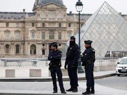 Dunia Hari Ini: Tersangka Pembobol Museum Louvre Ditangkap Dunia Hari Ini: Tersangka Pembobol Museum Louvre Ditangkap
