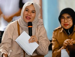 Legislator Gerindra Salurkan 142.375 Ton Benih Padi untuk Petani di Sumsel Legislator Gerindra Salurkan 142.375 Ton Benih Padi untuk Petani di Sumsel