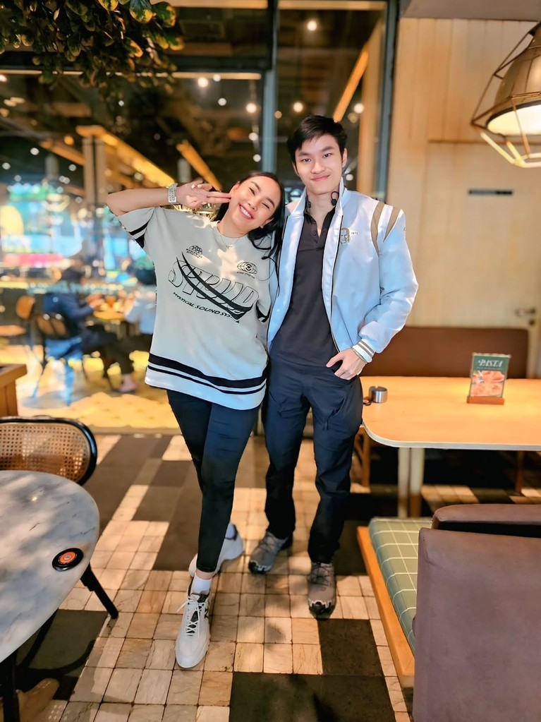 Azka Corbuzier dan Kalina Ocktaranny Azka Corbuzier dan Kalina Ocktaranny