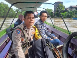 Perjuangan Aipda Denny Tempuh Akses Sulit demi Jaga Keamanan di Pelosok Kalteng