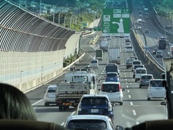 Harusnya Gratis, 90% Pemobil di Jepang Malah Tetap Mau Bayar saat Tol Ada Gangguan Harusnya Gratis, 90% Pemobil di Jepang Malah Tetap Mau Bayar saat Tol Ada Gangguan