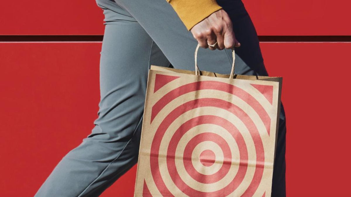 Target PHK Massal 1.800 Karyawan Demi Pulihkan Bisnis