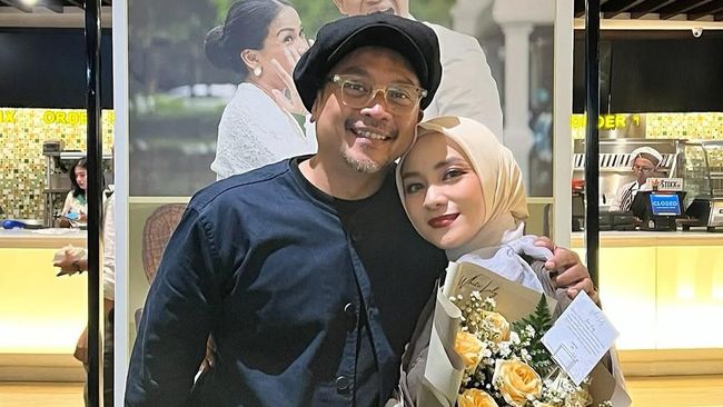 Respons Enno Lerian saat Suaminya Disebut Terlalu Tua: Aku juga Sudah 42 Tahun