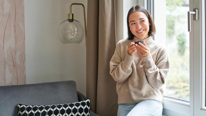 Orang yang jalannya cepat percaya diri/ Foto: Freepik/ Benzoix