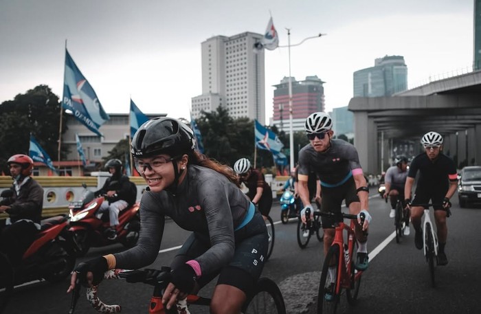 Amel Carla memang menjalani program diet sejak tahun 2019. Diet ini membantunya turunkan berat badan hingga 13 kilogram. Ini cara diet Amel Carla.