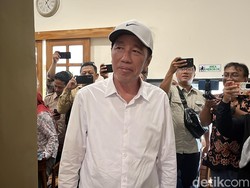 Jokowi Bicara Kereta Cepat Whoosh, Ungkit Keuntungan Sosial Jokowi Bicara Kereta Cepat Whoosh, Ungkit Keuntungan Sosial