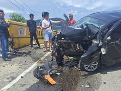 Kabid di Pemprov Sulbar Tewas Usai Mobil Dinas Tabrak Jembatan Arteri Mamuju Kabid di Pemprov Sulbar Tewas Usai Mobil Dinas Tabrak Jembatan Arteri Mamuju