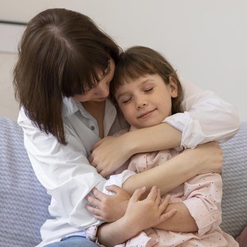 5 Kalimat Orang Tua yang Bisa Membuat Anak Lebih Tenang saat Tantrum Menurut Pakar