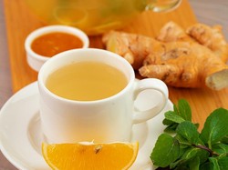 Rahasia Tubuh Tetap Fit! Ini 5 Manfaat Minum Teh Jahe Kunyit Rahasia Tubuh Tetap Fit! Ini 5 Manfaat Minum Teh Jahe Kunyit