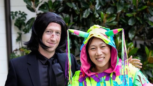 Rahasia Kamar Mandi Kampus Mark Zuckerberg dan Priscilla Chan Rahasia Kamar Mandi Kampus Mark Zuckerberg dan Priscilla Chan