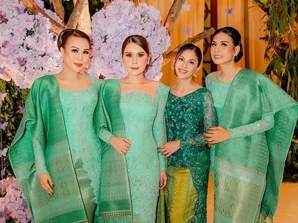 Potret Kompak Jessica Mila Bersama para Kakak Iparnya di Acara Syukuran Pembaptisan Kyarra