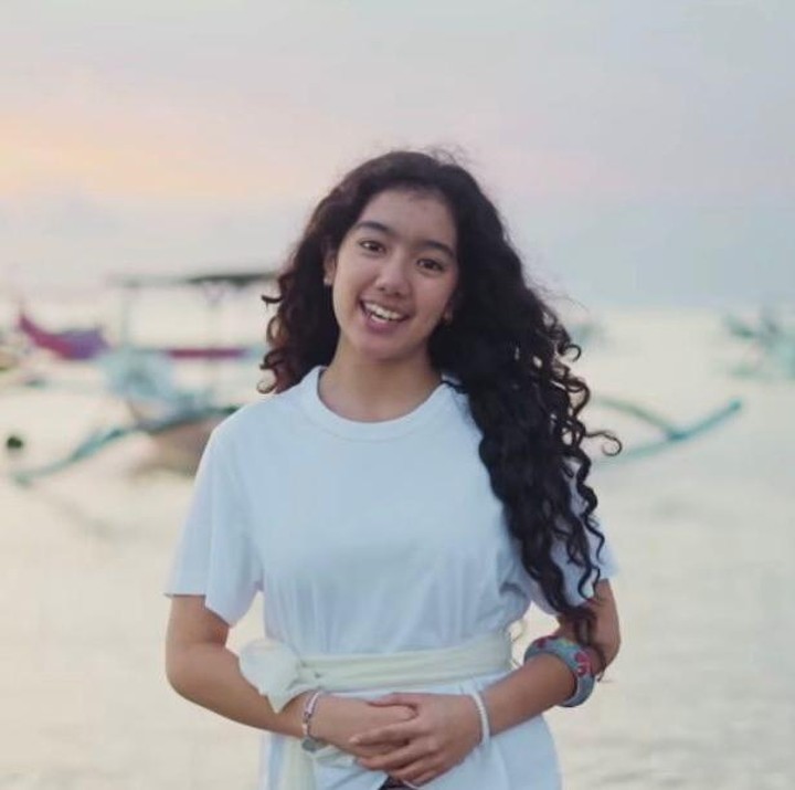 <p>Leticia Charlotte Agraciana Joseph merupakan putri sulung dari aktris cantik Sheila Marcia. Belum lama ini, ia berkesempatan mengikuti ajang Gadis Sampul, Bunda.&nbsp;Ajang ini menjadi pengalaman baru bagi Leticia yang sejak kecil dikenal sudah berbakat dan selalu tampil percaya diri. Lewat Instagram miliknya, Leticia membagikan momen saat ia berpartisipasi dalam ajang pemilihan Gadis Sampul. (Foto: Instagram @leticiajosephh)</p>