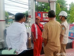 Polisi Lamongan Bentuk Tim Telusuri Motor Bermasalah karena Pertalite Polisi Lamongan Bentuk Tim Telusuri Motor Bermasalah karena Pertalite