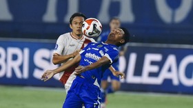 Hasil Super League: Main 10 Orang, Persib Gilas Persis 2-0