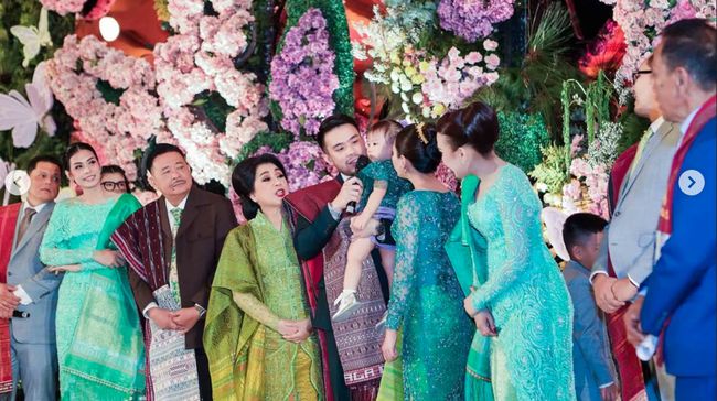 Mewah bak Resepsi Pernikahan, 7 Momen Syukuran Baptisan Kyarra Anak Jessica Mila dan Yakup