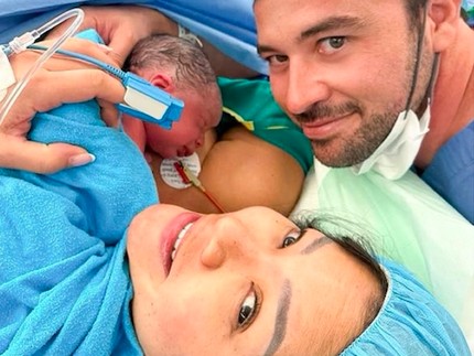 Aline Adita Melahirkan Anak Pertama setelah 12 Tahun Menanti Momongan