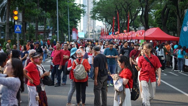 Artha Graha Hadirkan SCBD Weekland, Sajian Keseruan di Akhir Pekan SCBD Weekland diharapkan dapat menjadi ikon baru ruang publik Kota Jakarta, sekaligus memberdayakan ekonomi masyarakat melalui dukungan nyata terhadap UMKM.