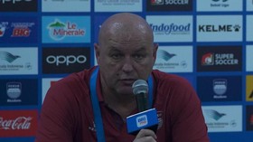 Bojan Hodak Respons Saddil Marah-marah Diganti saat Persib vs Persis