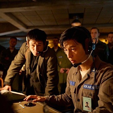 Penampilannya Viral, Intip Cerita Hong Kyung Saat Membintangi Film Korea Good News