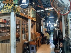 Bernostalgia Melalui Vinyl dan Kaset di Pasar Santa Bernostalgia Melalui Vinyl dan Kaset di Pasar Santa