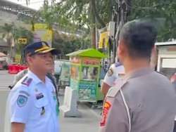 Dishub Medan Ambil Alih Penanganan Parkir di Jalan Jawa yang Sering Berpolemik Dishub Medan Ambil Alih Penanganan Parkir di Jalan Jawa yang Sering Berpolemik