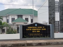 Kemenag Atensi Pegawai MTsN Bima yang Ingin Ceraikan Istri Seusai Jadi PPPK Kemenag Atensi Pegawai MTsN Bima yang Ingin Ceraikan Istri Seusai Jadi PPPK