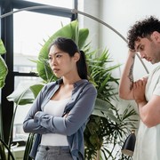 3 Kebiasaan Pasangan Tak Bahagia yang Diam-Diam Merusak Pernikahan