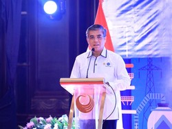 Menaker Ajak Serikat Pekerja BUMN Siap Hadapi Disrupsi AI & Green Industry Menaker Ajak Serikat Pekerja BUMN Siap Hadapi Disrupsi AI & Green Industry