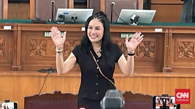 Nikita Mirzani menjalani sidang putusan di Pengadilan Negeri Jakarta Selatan, Selasa (28/10/2025).