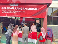 Dua Ton Beras SPHP di Pasar Murah Polda Bengkulu Ludes dalam Satu Jam Dua Ton Beras SPHP di Pasar Murah Polda Bengkulu Ludes dalam Satu Jam