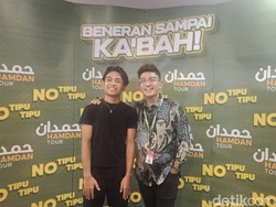Perasaan Ruben Onsu Umrah Kedua Ajak Mama Ifah dan Diantar Betrand Peto Perasaan Ruben Onsu Umrah Kedua Ajak Mama Ifah dan Diantar Betrand Peto