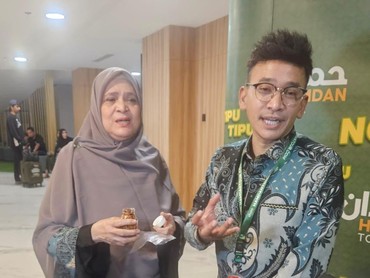 img-title Kembali Berangkat Umrah, Ruben Onsu Turut Ajak Adik Mendiang Ibunda