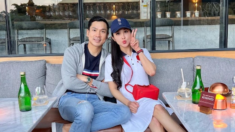 Sandra Dewi Sandra Dewi