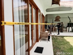Vila Pencaplok Sungai di Canggu Disegel, Diminta Bongkar Mandiri Vila Pencaplok Sungai di Canggu Disegel, Diminta Bongkar Mandiri