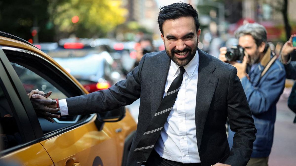 Jelang Pilkada, Cawalkot Muslim New York Zohran Mamdani Unggul