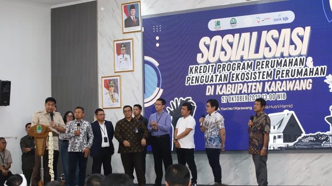 Sinergi bank bjb dan Pemda Akselerasi Program Tiga Juta Rumah di Jabar bank bjb komitmen dukung Program Tiga Juta Rumah untuk akses perumahan layak, kolaborasi dengan Pemda tingkatkan kesejahteraan masyarakat.