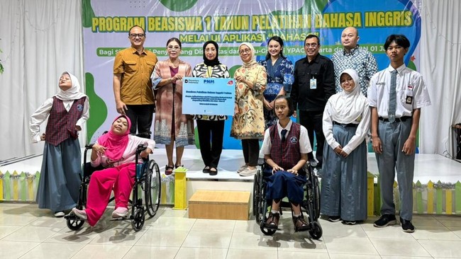 PNM Dorong Penyandang Cerebral Palsy Berdaya di Momen Sumpah Pemuda PNM dan INDISI berikan beasiswa Bahasa Inggris untuk 100 siswa penyandang cerebral palsy di Jakarta, dukung pendidikan inklusif dan pemberdayaan.