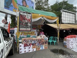 Donasi Air Mineral Berdatangan Jelang Aksi Kawal Pemakzulan Bupati Pati Sudewo Donasi Air Mineral Berdatangan Jelang Aksi Kawal Pemakzulan Bupati Pati Sudewo