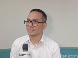 Fadlan Muhammad Bantah Stigma Ayah Lelah Urus Anak: Justru Bikin Segar Fadlan Muhammad Bantah Stigma Ayah Lelah Urus Anak: Justru Bikin Segar