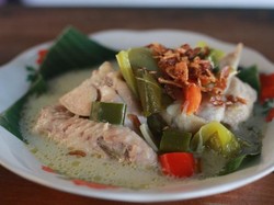 Resep Garang Asem Ayam Tanpa Santan Buat Pilihan Lebih Sehat Resep Garang Asem Ayam Tanpa Santan Buat Pilihan Lebih Sehat