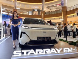 Starray EM-i Jadi Senjata Geely Buat Gaet Konsumen di Luar Jakarta Starray EM-i Jadi Senjata Geely Buat Gaet Konsumen di Luar Jakarta