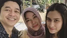 Kedekatan Angbeen Rishi dan Ibu Mertua Kedekatan Angbeen Rishi dan Ibu Mertua