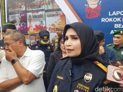 Balpres Dilarang Masuk! Bea Cukai Jabar Awasi Ketat Barang Bekas Impor Balpres Dilarang Masuk! Bea Cukai Jabar Awasi Ketat Barang Bekas Impor