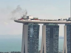 Marina Bay Sands Kebakaran! Asap Hitam Terlihat dari Lantai 55